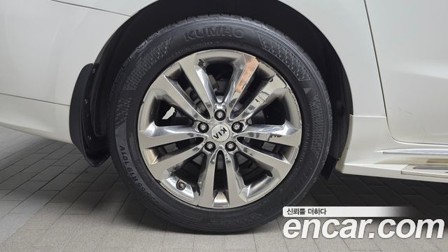 Kia Canival 2016 — photo 5
