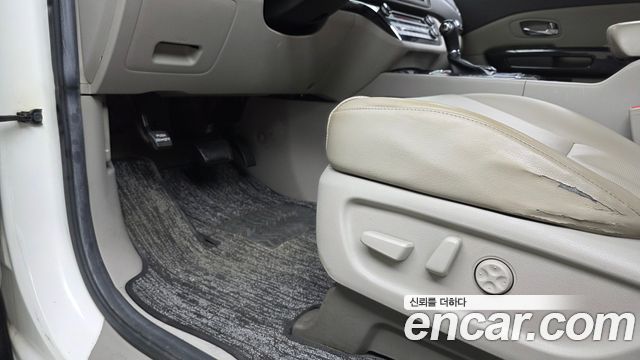 Kia Canival 2016 — photo 18
