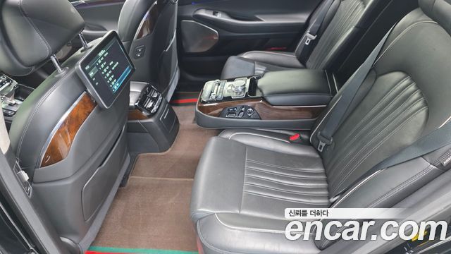 Genesis EQ900 2016 — photo 17
