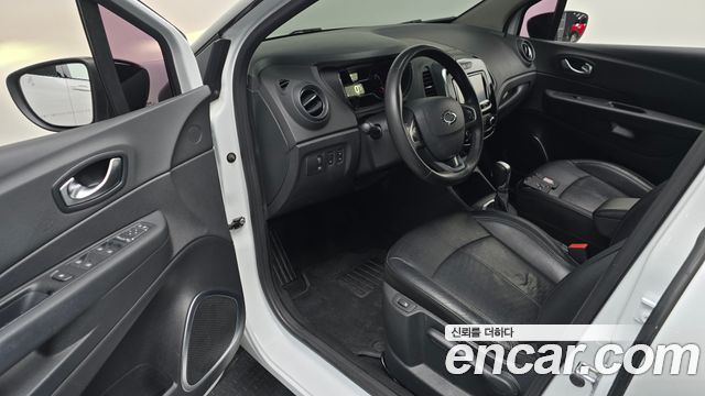 Renault Korea QM3 2018 — photo 13