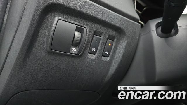 Renault Korea QM3 2018 — photo 23