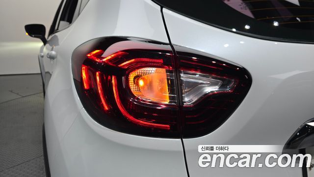 Renault Korea QM3 2018 — photo 9