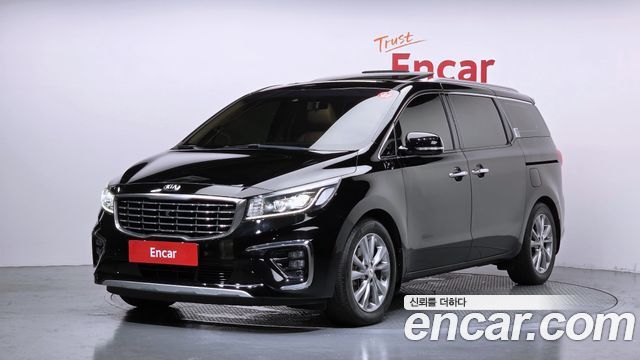 Kia Canival 2019 — photo 1