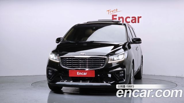 Kia Canival 2019 — photo 3