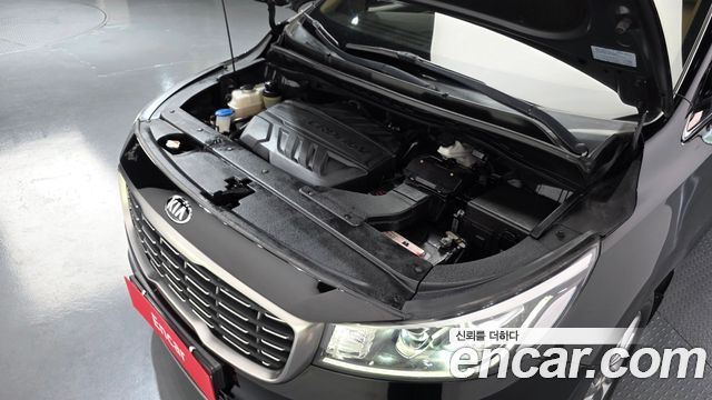 Kia Canival 2019 — photo 6