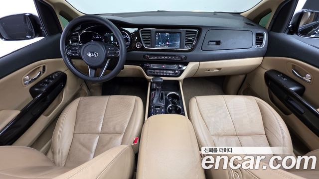 Kia Canival 2019 — photo 7