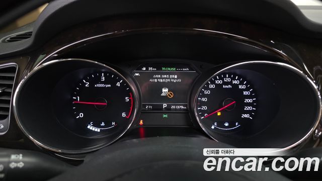 Kia Canival 2019 — photo 8