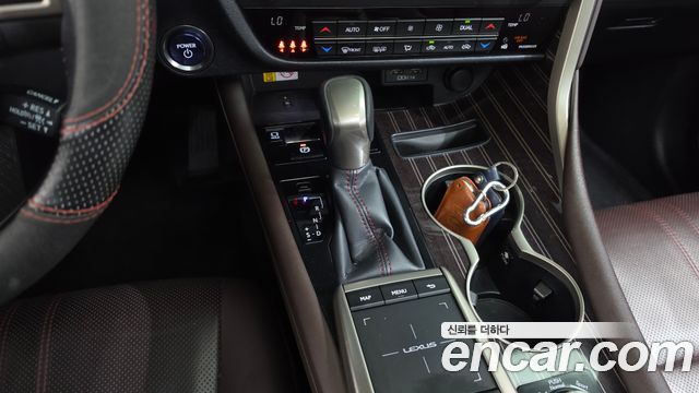 Lexus RX 2021 — photo 12