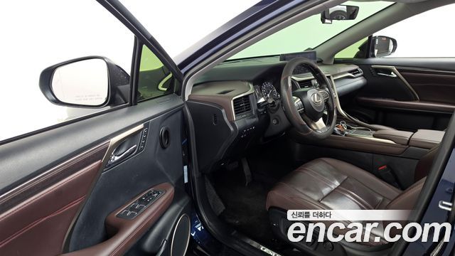 Lexus RX 2021 — photo 13