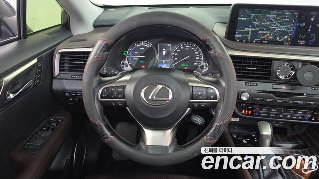 Lexus RX 2021 — photo 18