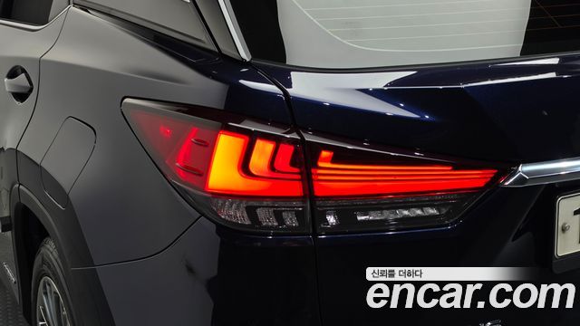 Lexus RX 2021 — photo 9