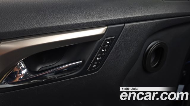 Lexus RX 2021 — photo 28