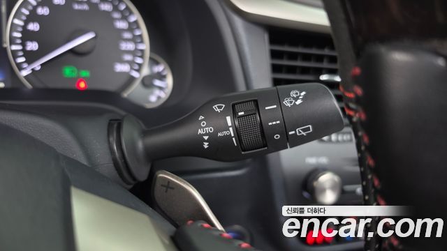 Lexus RX 2021 — photo 38
