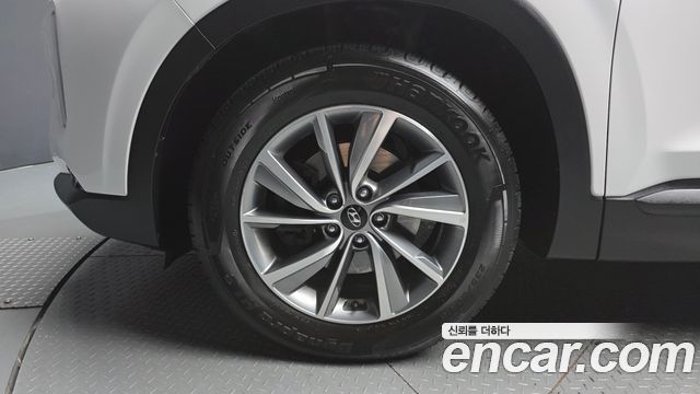 Hyundai Santafe 2019 — photo 5
