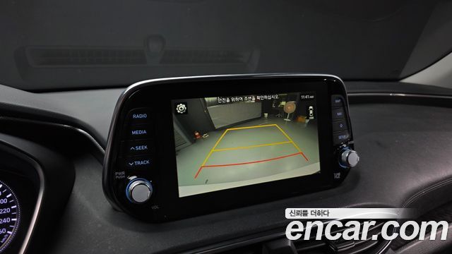 Hyundai Santafe 2019 — photo 20