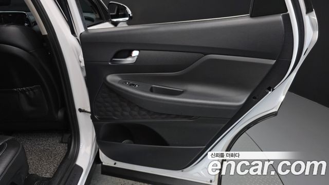 Hyundai Santafe 2019 — photo 15