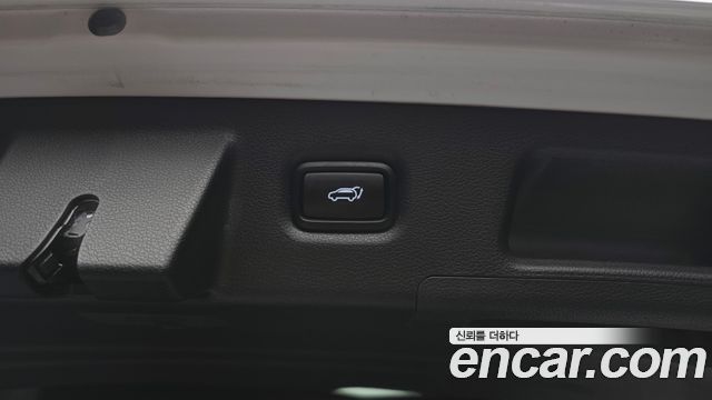 Hyundai Santafe 2019 — photo 27