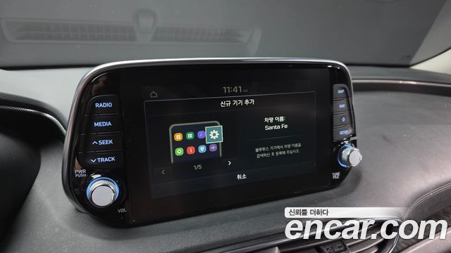 Hyundai Santafe 2019 — photo 33