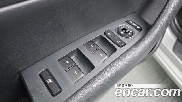 Hyundai Sonata 2017 — photo 18