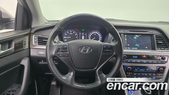 Hyundai Sonata 2017 — photo 20