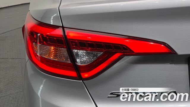 Hyundai Sonata 2017 — photo 9