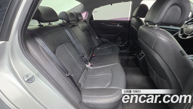 Hyundai Sonata 2017 — photo 30