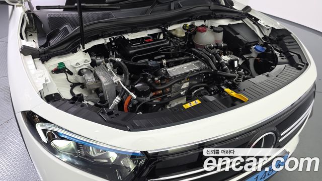 Mercedes-Benz EQA 2023 — photo 6