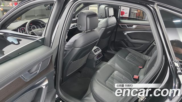 Audi A6 2023 — photo 16