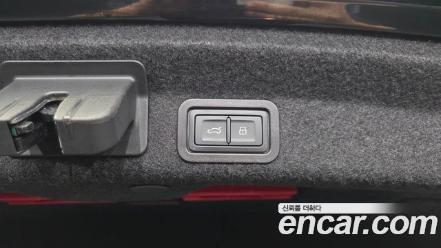 Audi A6 2023 — photo 32