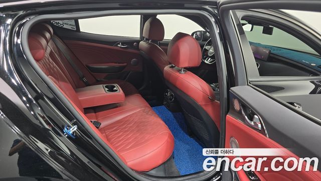 Kia Stinger 2022 — photo 18