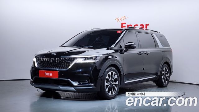 Kia Canival 2021 — photo 1