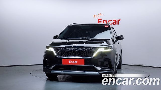 Kia Canival 2021 — photo 3