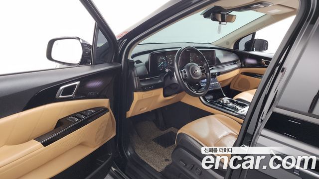 Kia Canival 2021 — photo 13