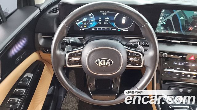 Kia Canival 2021 — photo 20