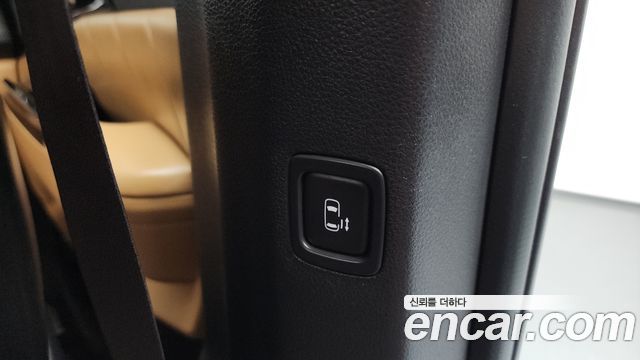 Kia Canival 2021 — photo 26