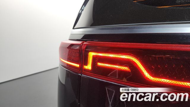 Kia Canival 2021 — photo 9