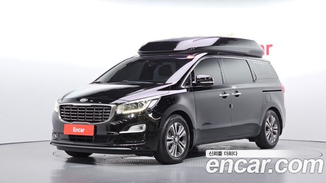 Kia Canival 2019 — photo 1