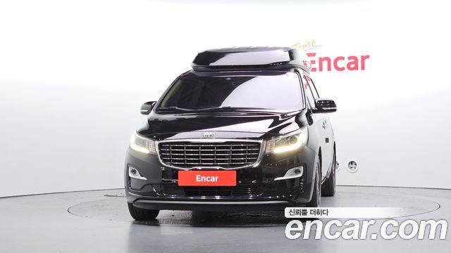 Kia Canival 2019 — photo 3