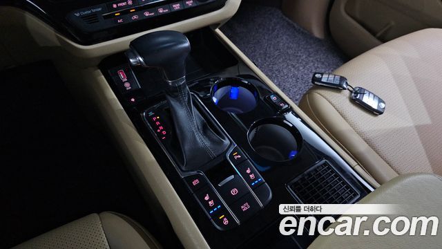 Kia Canival 2019 — photo 12