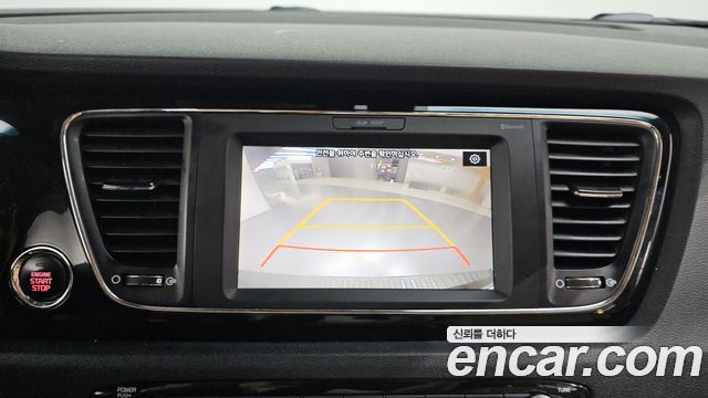 Kia Canival 2019 — photo 21