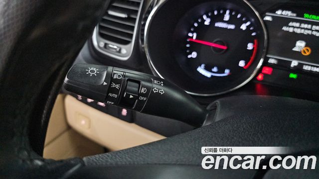 Kia Canival 2019 — photo 29