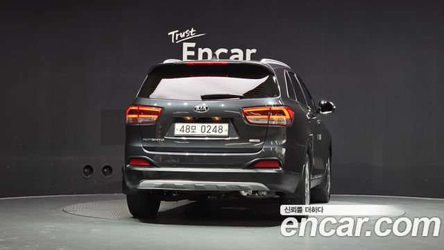 Kia Sorento 2017 — photo 4