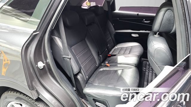 Kia Sorento 2017 — photo 17