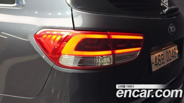 Kia Sorento 2017 — photo 9