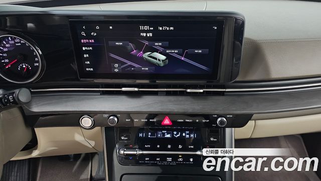 Kia Canival 2021 — photo 17