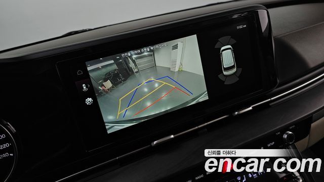 Kia Canival 2021 — photo 19