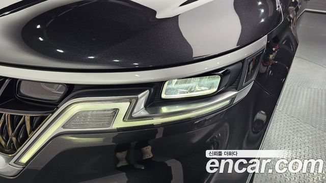 Kia Canival 2021 — photo 8