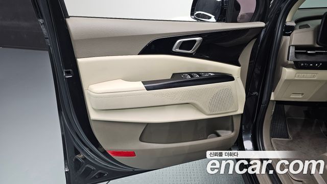 Kia Canival 2021 — photo 14