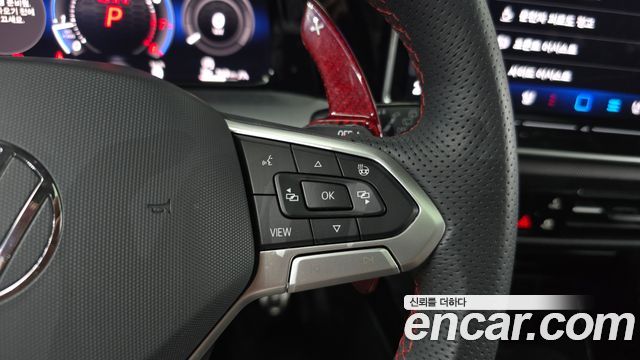 Volkswagen Golf 2025 — photo 23