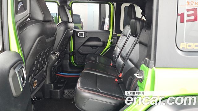 Jeep Wrangler 2018 — photo 11